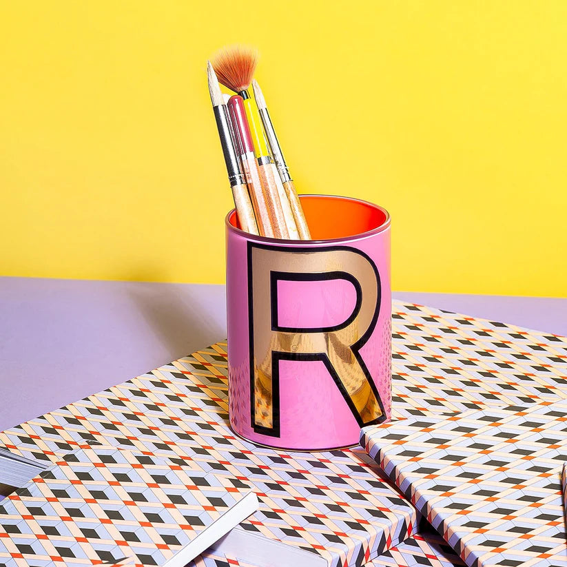 Alphabet Brush Pot - R