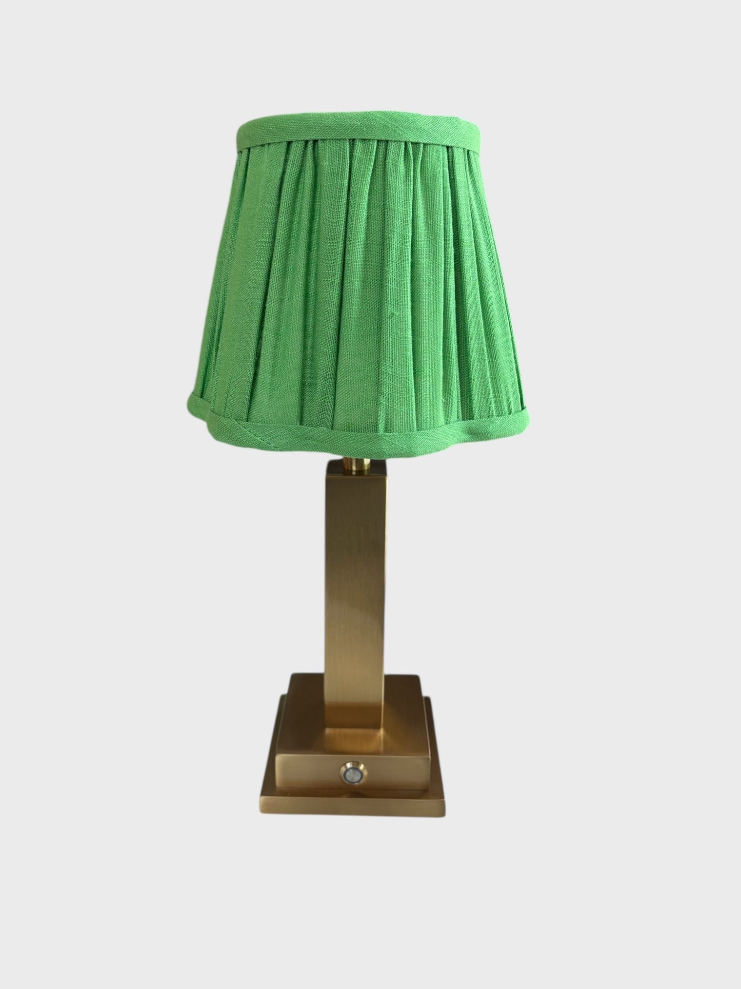 Leaf Green Scalloped Lampshade